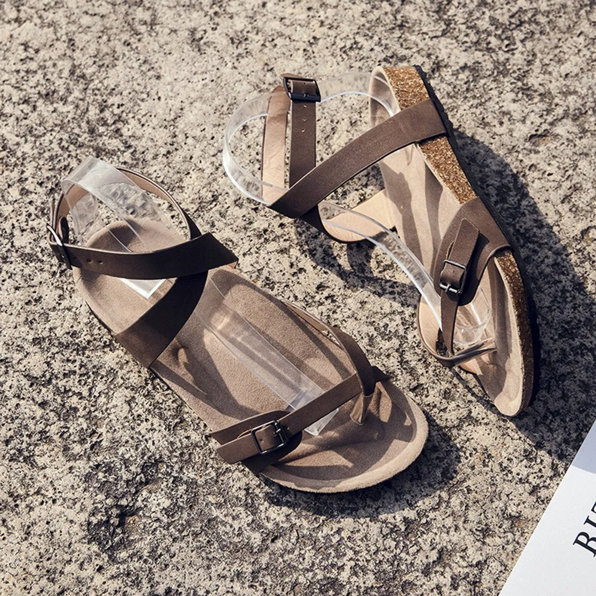 Women Fashion Toe Ring Non-Slip Sandals Cross Strap Pumps Slippers Beach Plat with Shoes